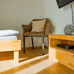 2 Zur Schoenen Aussicht *