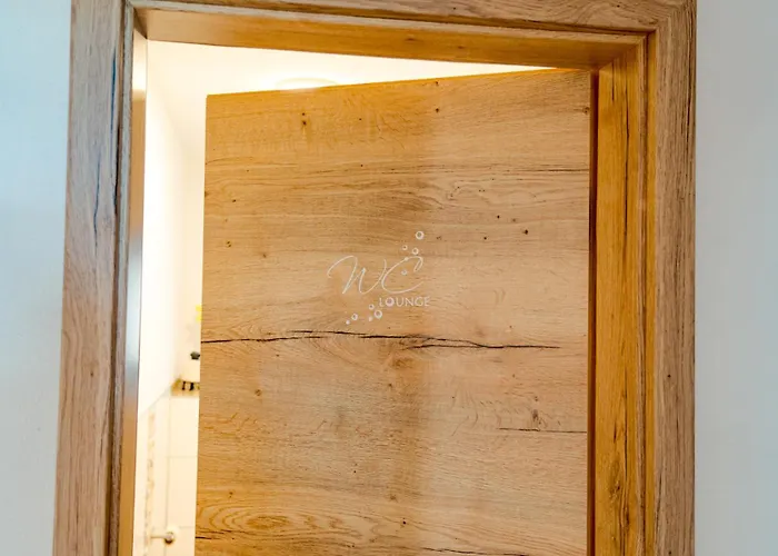 2 Zur Schönen Aussicht Apartment *