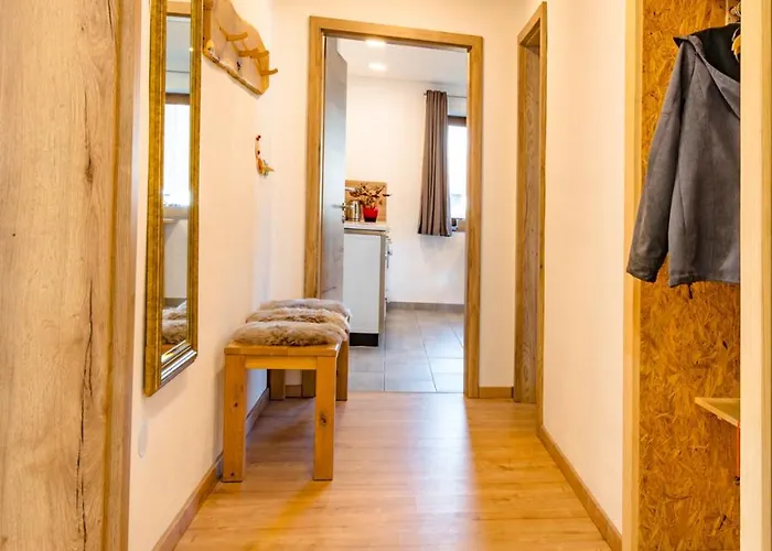 2 Zur Schönen Aussicht Apartment